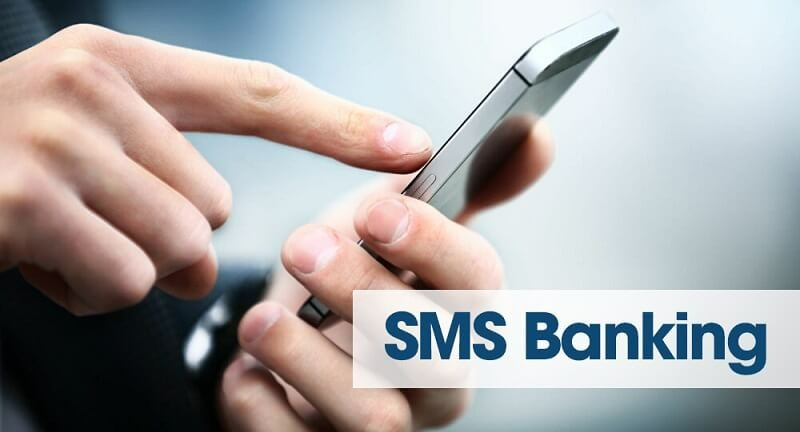 SMS banking giúp khách hàng truy vấn được tài khoản nhanh chóng, dễ dàng.