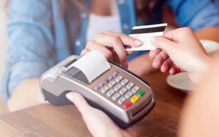 Việc thanh toán trả góp qua thẻ tín dụng vô cùng dễ dàng và phổ biến.