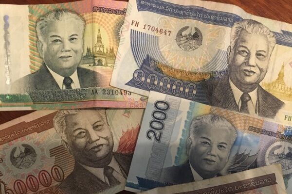 1000 tiền Lào bằng bao nhiêu tiền Việt Nam? Tỷ giá mới nhất